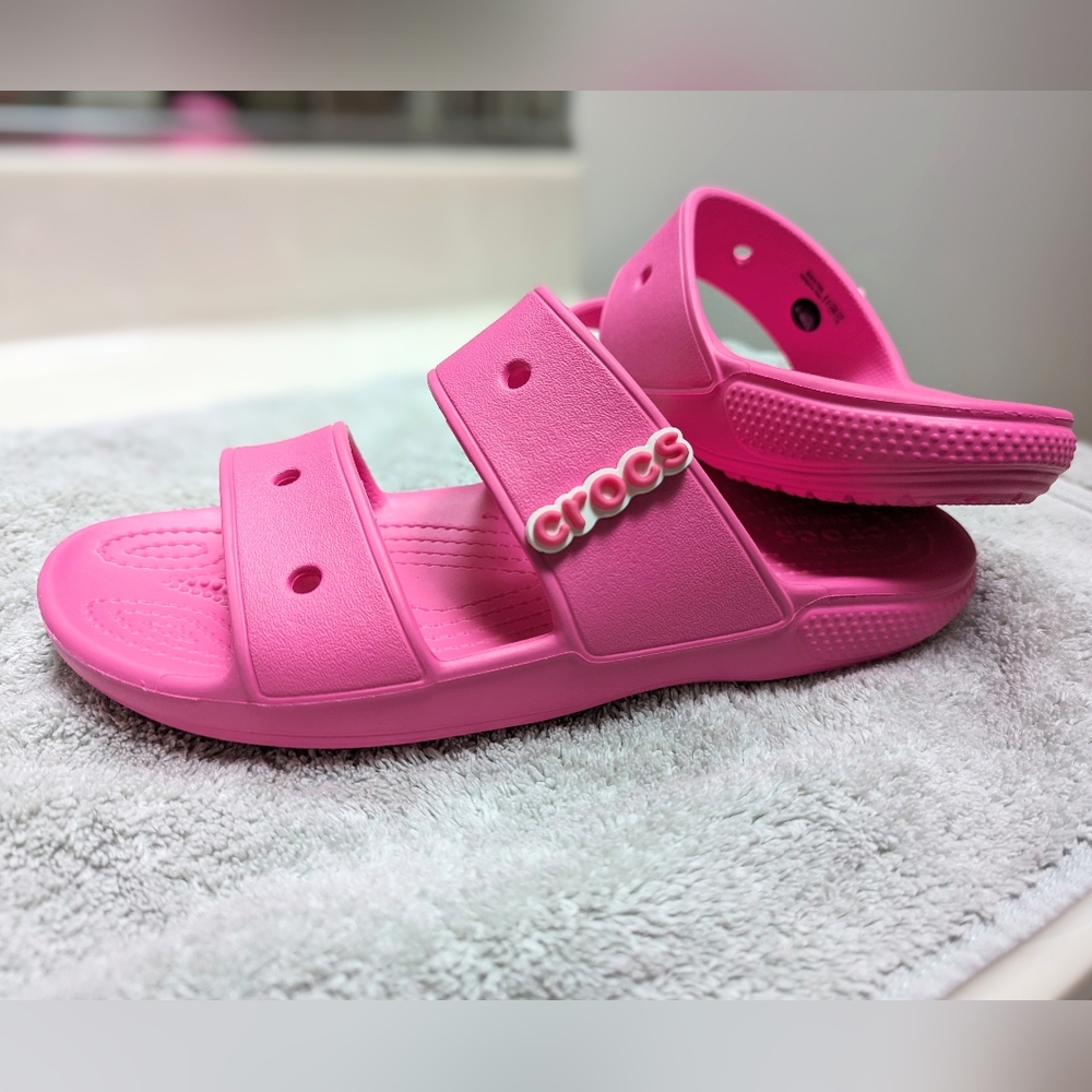 Crocs Classic Sandal, Women's 8/Men's 6, Juice Pink